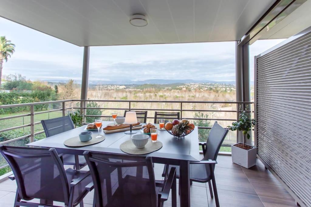 A7- 2 Bdr Sea & Mountain View - Ac, Parking, Pool & Terrace Apartment อองทีบส์ ภายนอก รูปภาพ