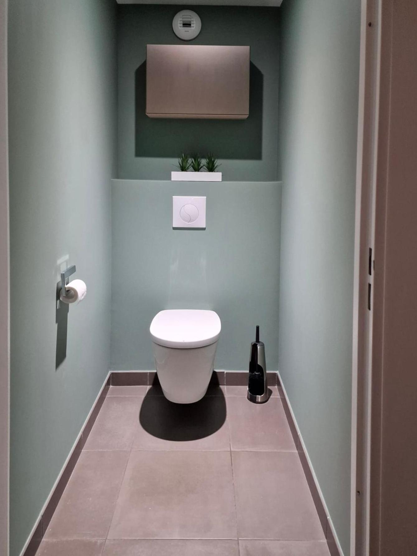 A7- 2 Bdr Sea & Mountain View - Ac, Parking, Pool & Terrace Apartment อองทีบส์ ภายนอก รูปภาพ